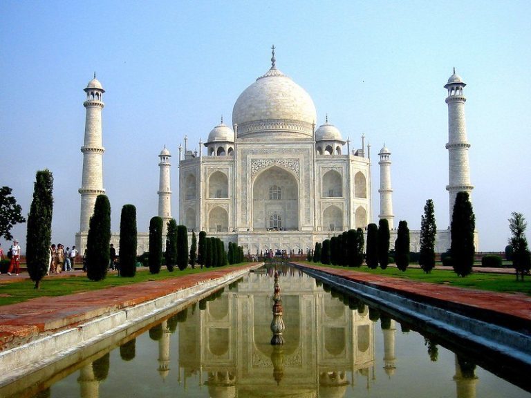 763938724Agra Taj Mahal Main